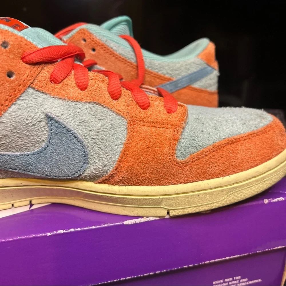 Size 13- NIKE DUNK SB LOW PRO ORANGE EMERALD RISE